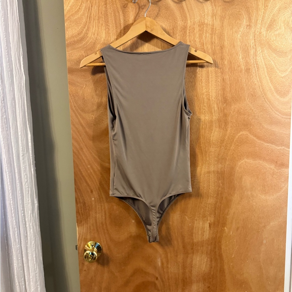 Express bodysuit - Picture 3 of 3